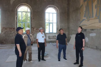 Қазалы теміржол вокзалы жаңғыртылуда: тарихи нысанда күрделі жөндеу жүріп жатыр