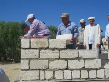 Жаңа мешіт бой көтеруде