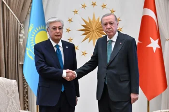 Мемлекет басшысы Қасым-Жомарт Тоқаев Түркия Президенті Режеп Тайип Ердоғанмен келіссөз жүргізді