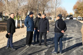 Әйтеке би кентіндегі жол жөндеу жұмыстары қарқынды жүруде